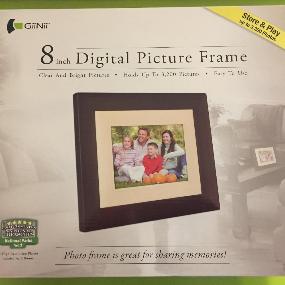 Brand New Giinii 8" Digital Picture Frame 3200 Photo 512 Memory